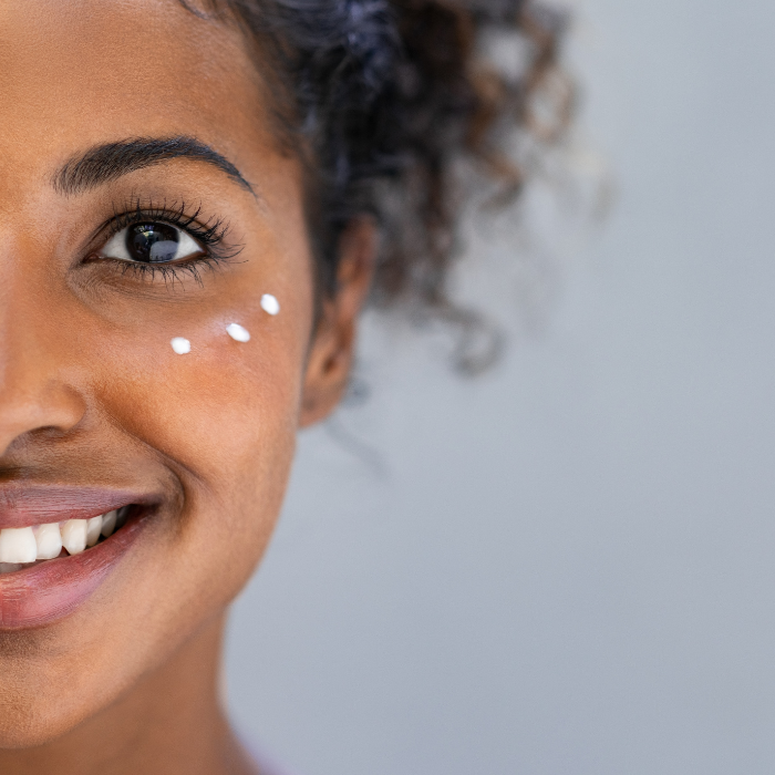 <center>Augenpflege mit koreanischer Kosmetik – Augencreme und Eye Patches für einen strahlend schönen Blick</center>